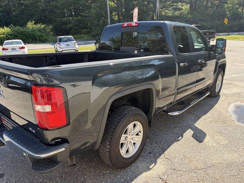Used 2018 GMC Sierra 1500 SLE w/ SLE Value Package AWD/4WD image 6