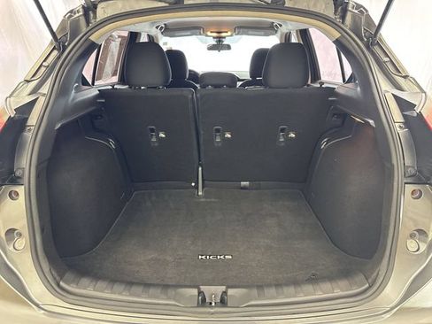 Used 2022 Nissan Kicks SV FWD image 22