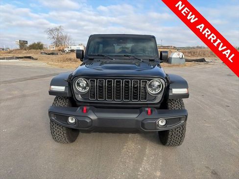 Used 2025 Jeep Wrangler Unlimited Rubicon image 8