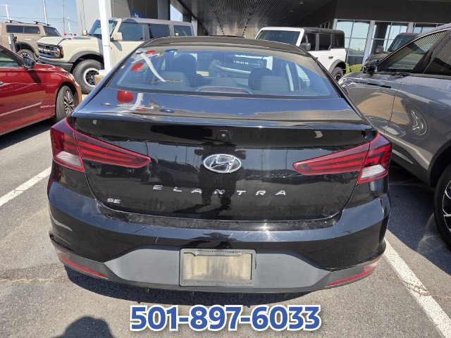 Used 2019 Hyundai Elantra SE w/ Cargo Package FWD image 4