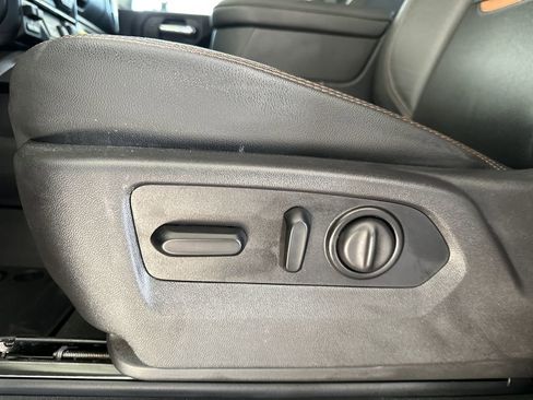 Used 2022 GMC Sierra 2500 AT4 w/ Gooseneck/5TH Wheel Package image 15