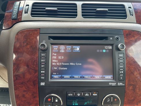 Used 2013 Chevrolet Suburban LTZ AWD/4WD image 66