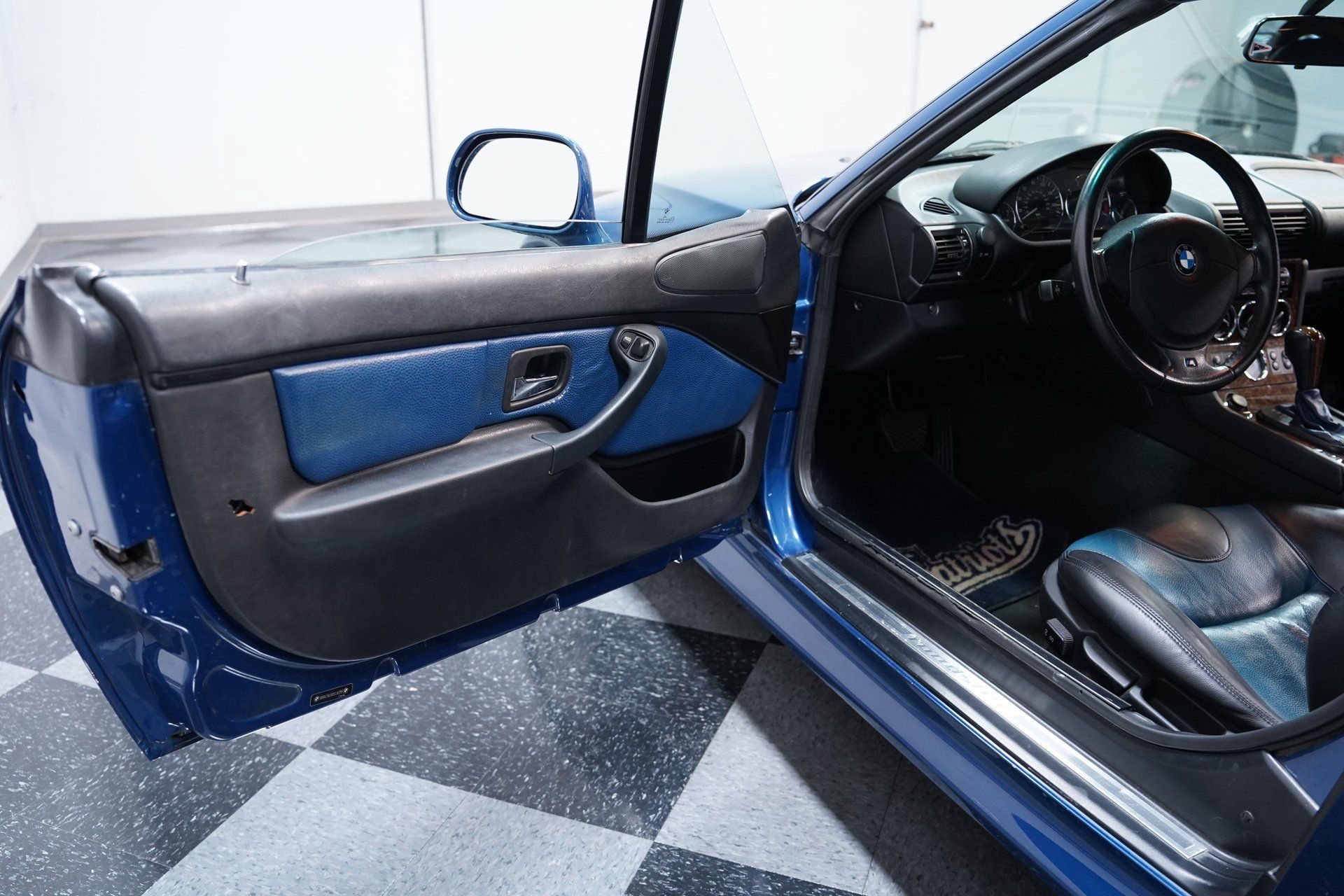 Used 2001 BMW Z3 3.0i RWD image 28