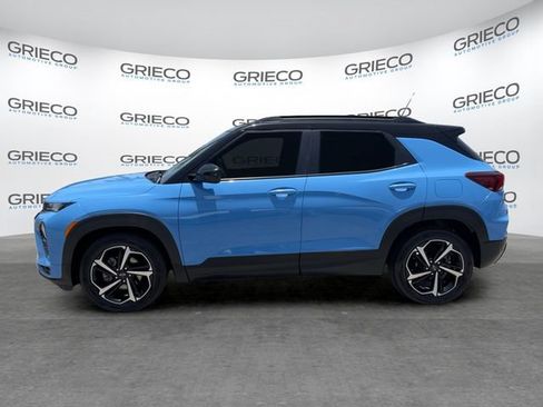Used 2023 Chevrolet TrailBlazer RS w/ Sun and Liftgate Package FWD image 4
