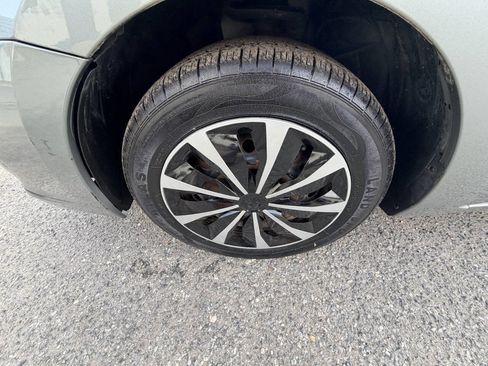 Used 2011 Nissan Sentra 2.0 S FWD image 35