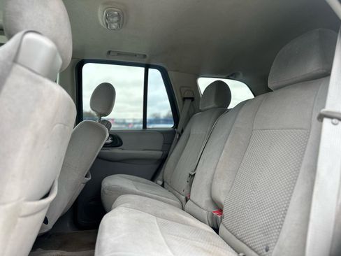 Used 2008 Chevrolet TrailBlazer LT w/ Sun And Sound Package RWD image 14