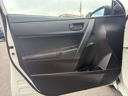 Used 2016 Toyota Corolla L image 13