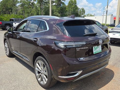 Used 2022 Buick Envision Avenir w/ Technology Package II AWD/4WD image 8