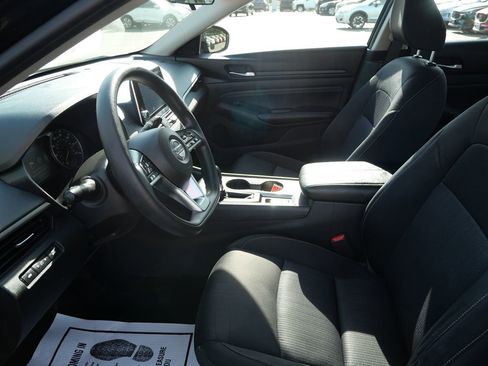 Used 2020 Nissan Altima 2.5 S AWD/4WD image 10