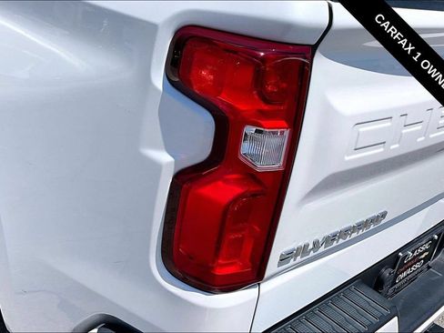 Used 2019 Chevrolet Silverado 1500 High Country w/ Z71 Off-Road Package AWD/4WD image 23