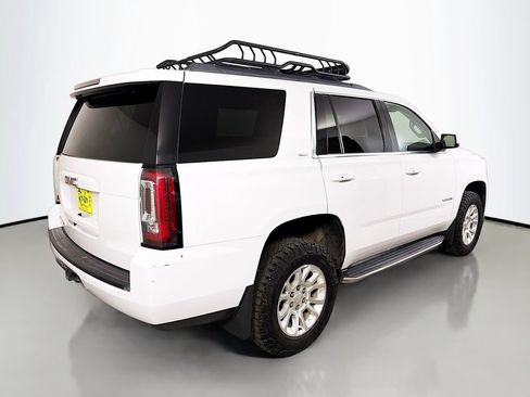 Used 2017 GMC Yukon SLT AWD/4WD image 6
