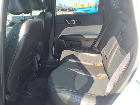 Used 2023 Jeep Compass Limited AWD/4WD image 13
