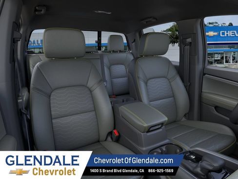 New 2026 Chevrolet Colorado ZR2 w/ Technology Package AWD/4WD image 16