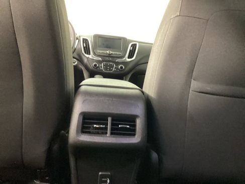 Used 2024 Chevrolet Equinox LT FWD image 29