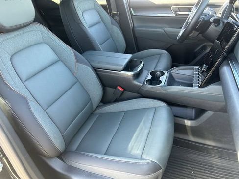 Used 2026 GMC Terrain AT4 w/ Convenience Package III AWD/4WD image 12