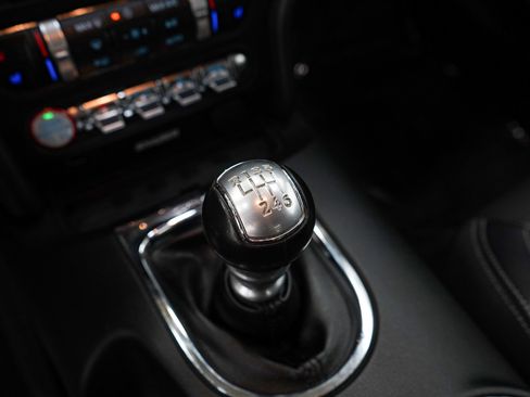 Used 2016 Ford Mustang GT Premium RWD image 18