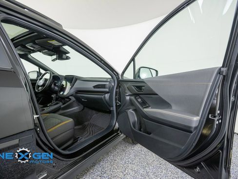 Used 2025 Subaru Crosstrek 2.5i Sport AWD/4WD image 37