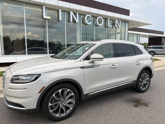 Certified 2023 Lincoln Nautilus Reserve AWD/4WD image 1