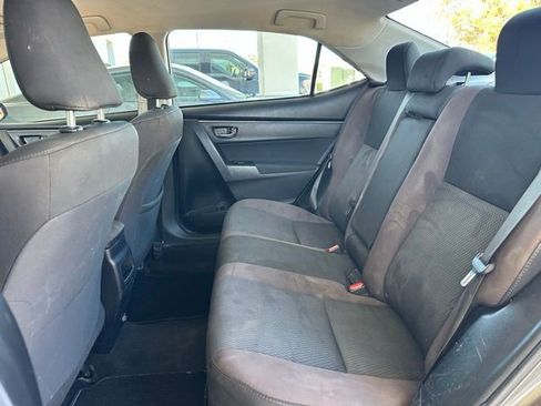 Used 2018 Toyota Corolla LE image 13