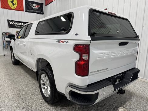 Used 2022 Chevrolet Silverado 1500 LT image 17