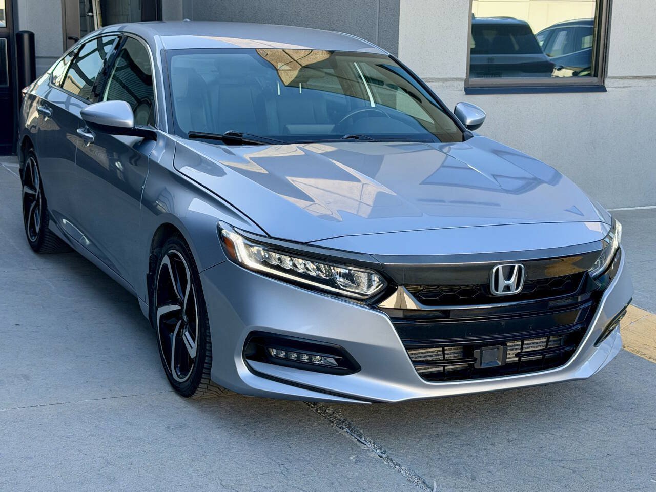Used 2020 Honda Accord Sport image 7