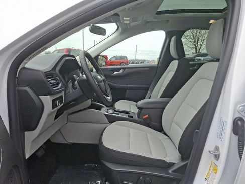 New 2025 Ford Escape Active w/ Active Premium Tech Pack AWD/4WD image 11