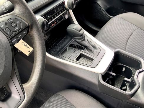 Certified 2025 Toyota RAV4 LE FWD image 16