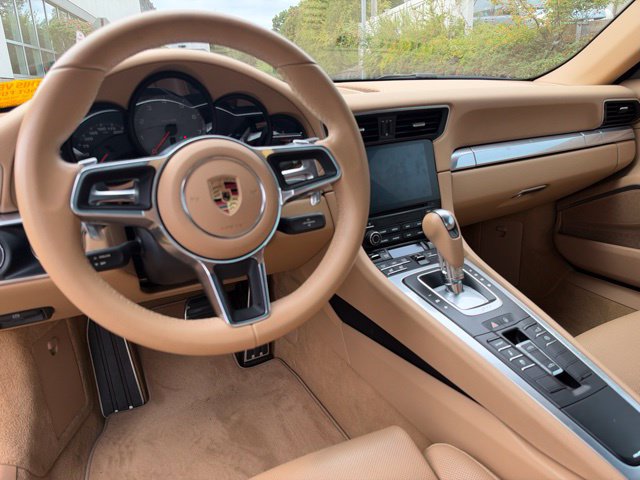 Used 2017 Porsche 911 Targa 4S AWD/4WD image 9