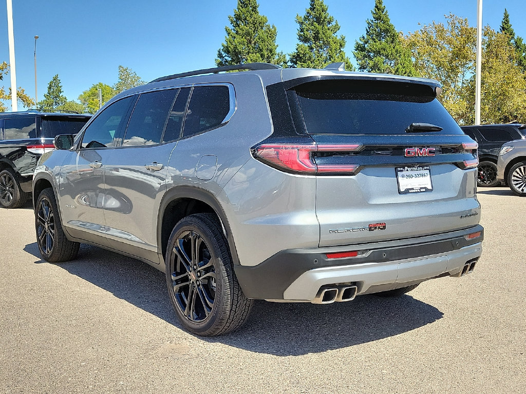 Used 2025 GMC Acadia Elevation FWD image 8
