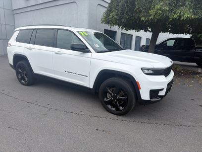 Certified 2025 Jeep Grand Cherokee L Altitude