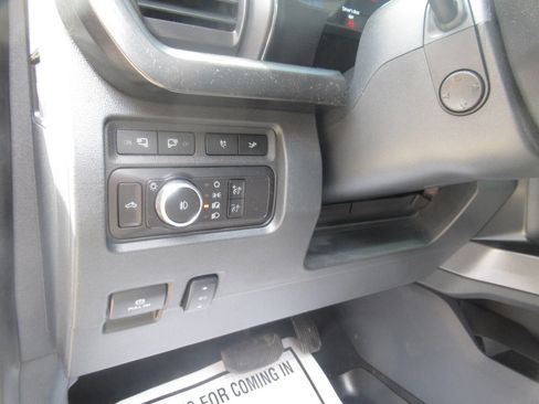 Used 2023 Ford F250 Lariat w/ Lariat Ultimate Package AWD/4WD image 22