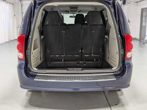 Used 2017 Dodge Grand Caravan SE w/ Power Window Group image 33