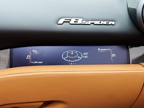 Used 2022 Ferrari F8 Tributo image 98