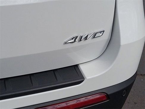 Used 2025 Ford Explorer Active image 21