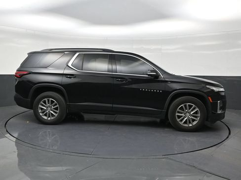 Used 2023 Chevrolet Traverse LT FWD image 6