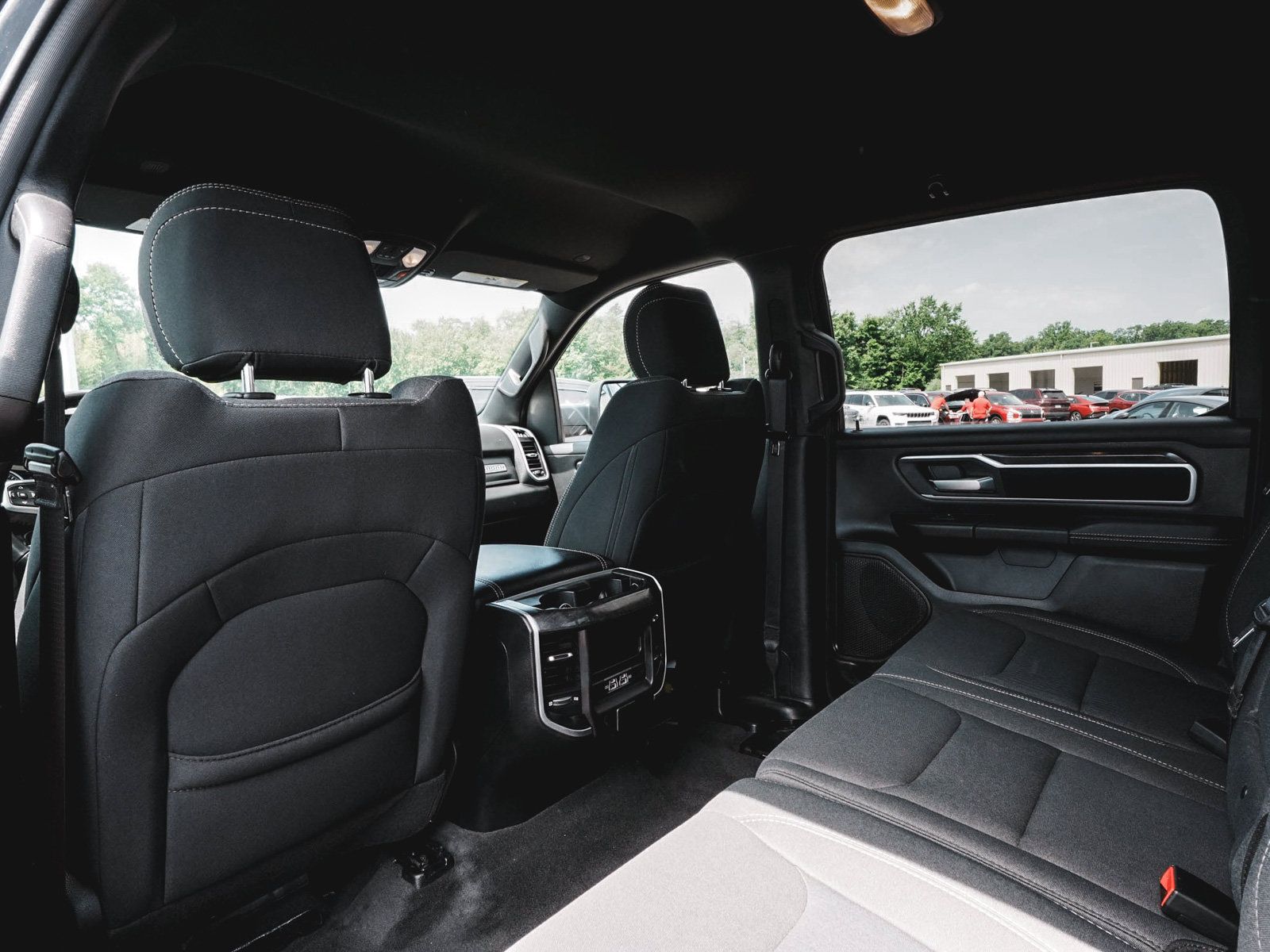 Used 2023 RAM 1500 Big Horn AWD/4WD image 36
