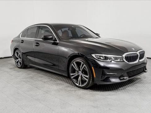 Used 2020 BMW 330i xDrive Sedan w/ Convenience Package image 11