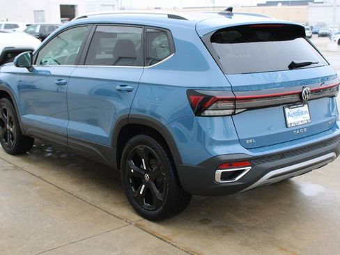 New 2026 Volkswagen Taos SEL AWD/4WD image 4