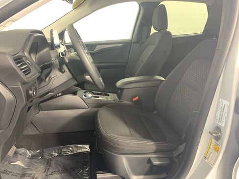 Used 2025 Ford Escape Active FWD image 16