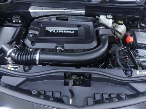 Used 2019 Cadillac XT4 Premium Luxury image 33