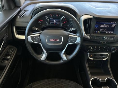 Used 2024 GMC Terrain SLE FWD image 13