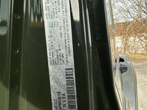 Used 2023 Jeep Wrangler Unlimited Sahara image 13