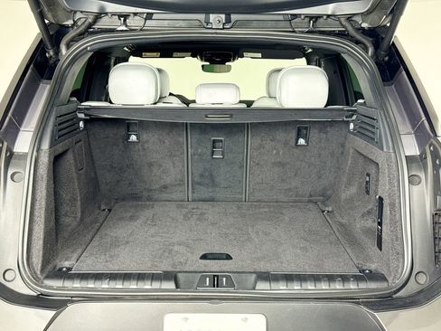 Used 2024 Land Rover Range Rover Sport SE AWD/4WD image 24