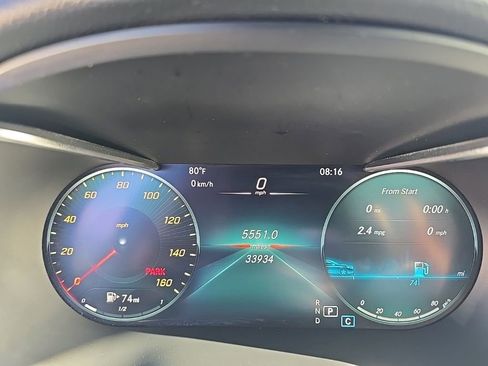 Used 2022 Mercedes-Benz GLC 300 4MATIC w/ Multimedia Package Lite image 12