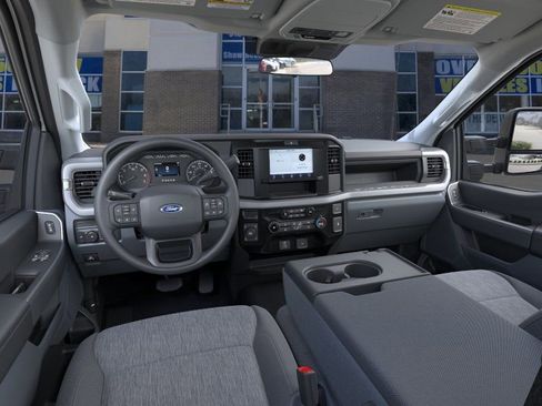New 2025 Ford F350 XL w/ STX Appearance Package AWD/4WD image 9