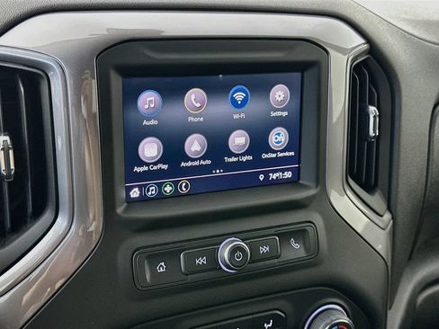 Used 2022 Chevrolet Silverado 1500 Custom w/ Safety Confidence Package AWD/4WD image 19