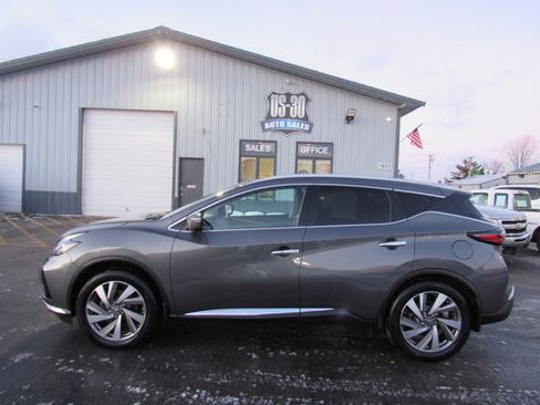 Used 2019 Nissan Murano SL image 2