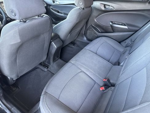 Used 2018 Chevrolet Cruze LT w/ LT Fleet Convenience Package image 11