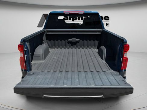 Used 2023 Chevrolet Silverado 1500 LT AWD/4WD image 9