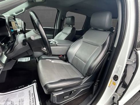 Used 2021 Ford F150 Lariat w/ Equipment Group 501A Mid image 17